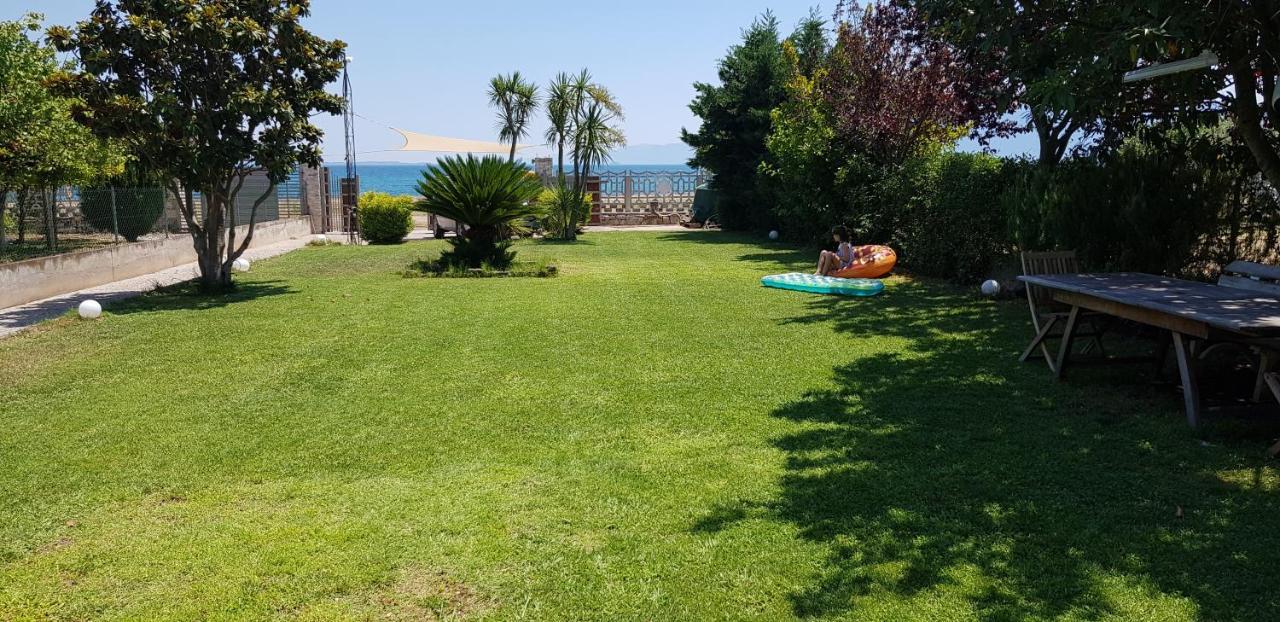 Country House By The Sea !!! Villa Karavómilosz Kültér fotó