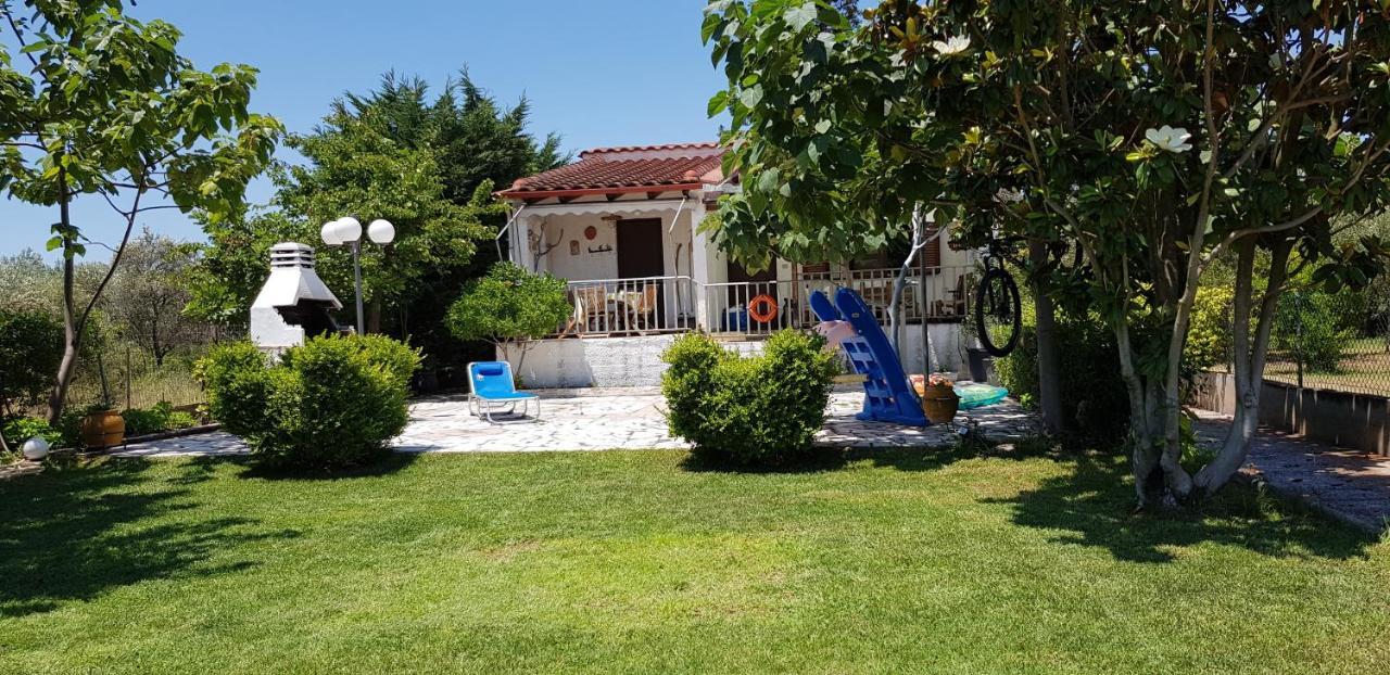 Country House By The Sea !!! Villa Karavómilosz Kültér fotó